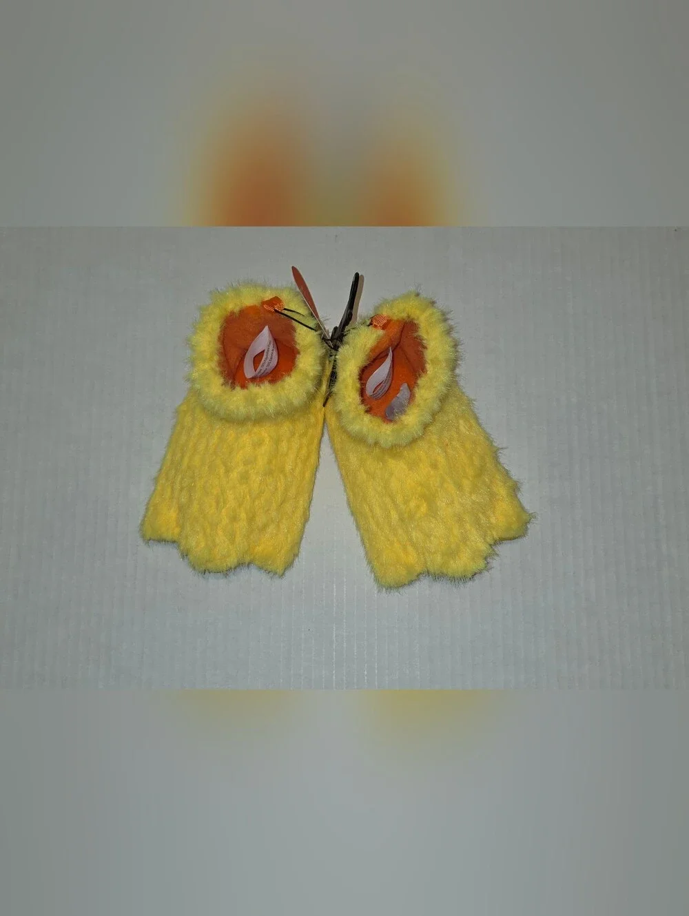 wonder nation Yellow Fuzzy Duck Foot Children's Slippers Sz 11-12